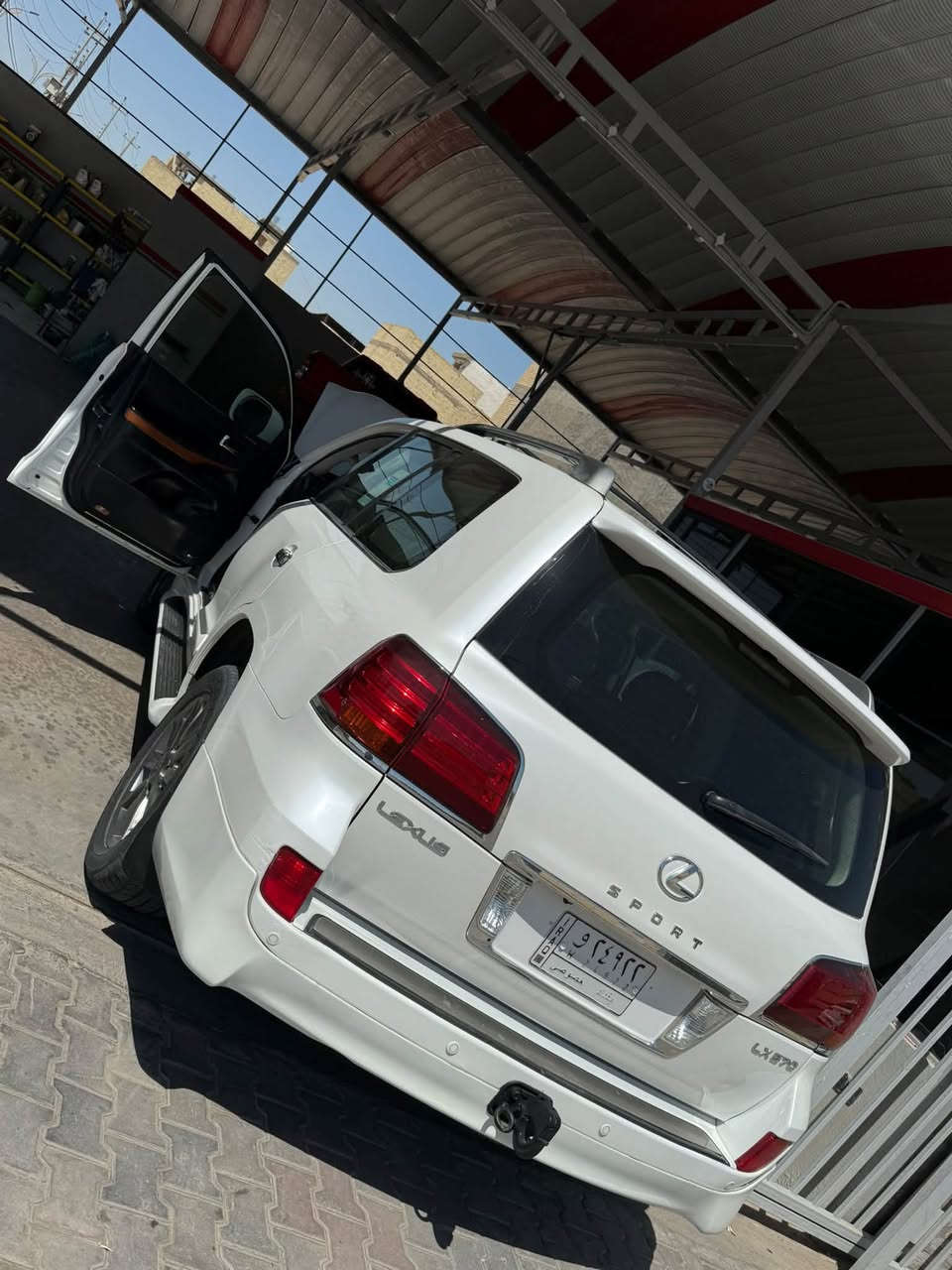 📍📍 الكزز مديل 2011 السياره نضيفه مابيها نقوصات ماشيه (225) بيها سونار السياره بيها قطعتيين صبغ وبارد شيء جدا بسيط محرك تبريد جديد حداديه كذالك .. والمواصفات مواصفات الكزز.. السعر ..  270 وقابل التفاوض  عنوان السياره .. كربلاء مجمع الدره … الاستفسار ***********
