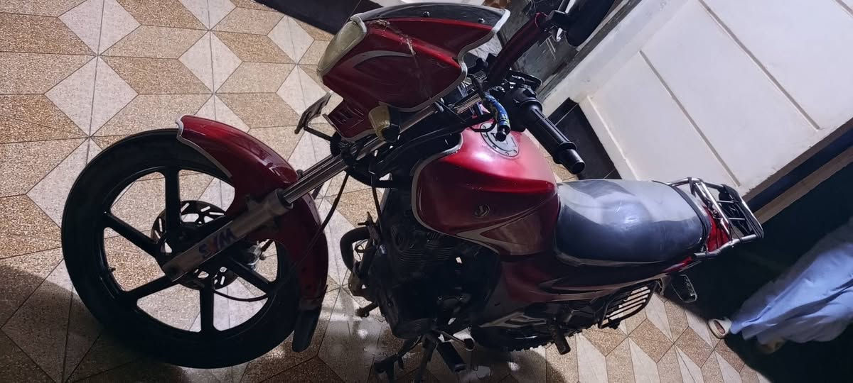 موطور سايم لبيع موديل 2017محرك فول موطور نشط  بسعر 850وبي مجال بصيط مكان ابعيثه كرب جسر 🌉بفراج ***********
