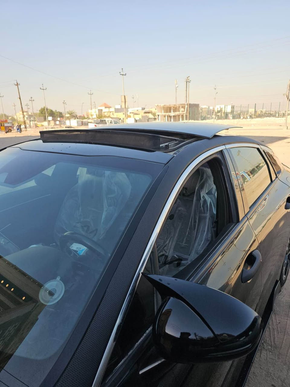 سلام عليكم K5 Gtline 2022
فول مواصفات للاخير وحره باسمي تحويل مباشر رقم بصره

السياره بيه ثلاث قطع قطعتين كلير من امريكا البنيد والجامع خلف السايق والجنطه امبدله
مواصفات
الكاميرا الخلفية ، سقف بانورامي ،صندوق كهربائي ، التحكم على المنحدرات ،مستشعر وقوف ، فتحة السقف ،مثبت السرعة ، شاشه ، مراقبة النقطة العمياء ،نظام المفتاح الذكي ،التحكم التلقائي في درجة الحرارة ، لوحة قيادة رقمية ،وسادة هوائية ، المصابيح الأمامية ليد ، أبل كاربلاي ، التشغيل عن بعد ، أندرويد أوتو

ABS
شاحن لاسلكي ، كشافات ضباب ، فرامل الوقوف الإلكتروني ، تعليق تلقائي ، وضع القيادة ، نظام مانع السرقة، التحكم الإلكتروني في الثبات ، مرايا جانبية تدفئة ، مثبت السرعة التكيفي ، الضوء العالي التلقائي ، حساسات ضغط الإطارات ، مغلف الجنطه والبنيد والتكم للجماله PPF ضمان 5 سنوات وعندي صورها قبل التغليف

المكينه والكير كفاله من الفتح والتصليح

السياره رايدها ب 147$ وبيه مجال

مكان السيارة / بصرة

رقمي / ***********
  ما متواجد ع الفيس * البصرة, العراق
