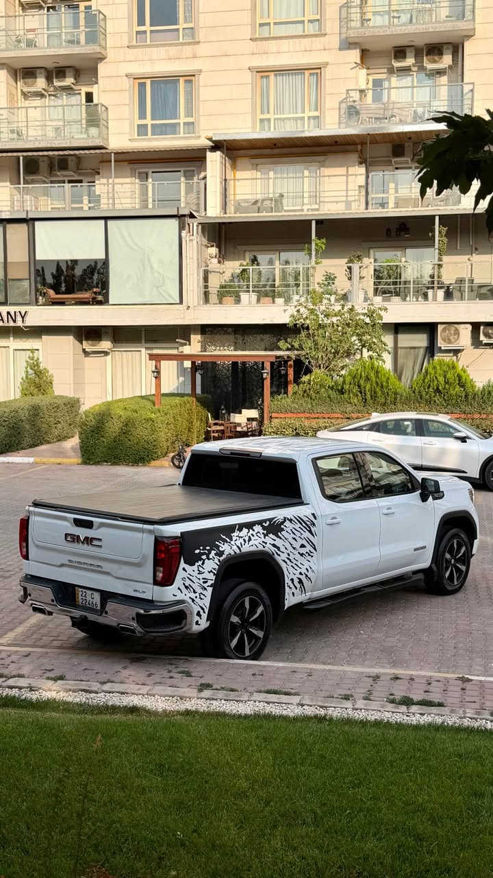 ⛔️جي ام سي سيرا  2019📦📦📦
⛔️شكل جديد SLT 
⛔️محرك ٨ سلندر 5.3
 باب طويل(المرغوب)
⛔️ماشية 80 الف 
⛔️كامرا خلفية 
⛔️صندوق كهرباء
⛔️شاشه لمس، كراسي كهرباء  ، تدفئة كراسي و ستيرن ، بصمة ⛔️ابواب و تشغيل عن بعد ، 
⛔️رادار ،مرايا طوي كهرباء ، بروجكتر  
⛔️السيارة سيرفس كامل بدل دهن المكينة و الكير و فلترات و ⛔️تايرات جديدة ما بيها دينار مصرف 
⛔️جاملغ خلفي صبغ بدون ضربة و بدون ايرباك 
⛔️مكاني السليمانية التحويل و وكالة كل شرط  

💣💣💣السعر 🟩جوة سوك بلاش بلاش 💣💣198$ 
***********📞📞📞📞 السليمانية, العراق

نص مكتوب في الصور:
- سەنەتەری زینه بغداد
- بۆپشکنینی هەموو جۆرە ئۆتۆمبێلیک
- *********** وەستا نارمین
- سلیمانی - ناو پیشانگاکانی کەنه کەوە - ناو پیشانگای زینه بغداد
- بەروار
- ٥/٥/٢٠٢٦
- ژمارەی شانصی
- مطابق
- ژمارەی سەیاڕە
- 22 C 22466
- جۆری سەیاڕە
- GMC seirra
- تێبینی
- ئەم پشکنینە بۆ ماوەی 24 کاتژمێرکاری پی دەکرنیت
- دەعامی و پلاستیک و ژیر لە زگە پشکنینی بۆ ناکریت وە
- هە شوینیک دەفن بیت ئیمە لی بەڕپرس نین
- تەڕزەی چاککراوە و PDF زەمانی نییە
- فەحسی براوە و افتو بە پیی داواکاری کریارە
- چال و قەلمەکاری و کارت و سارد
- لەمگە
- بۆیاخ
- پارچەی بیلادی و کراوه
- پارچەی تیجاری