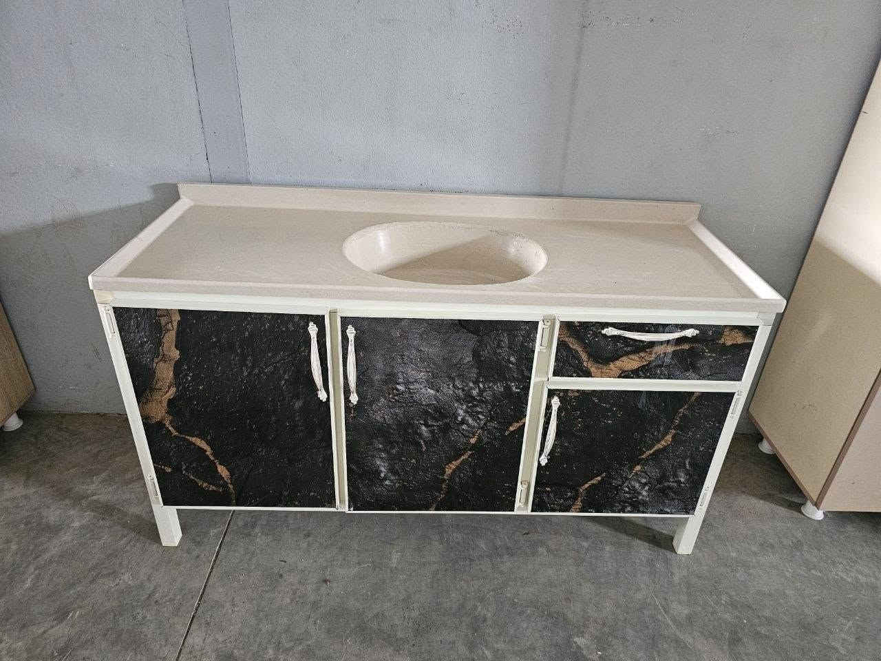 أهلاً وسهلاً بكم
متوفر جميع انواع الكاونترات ومتوفر توصيل جميع محافظات العراق 
الإتصال ***********

