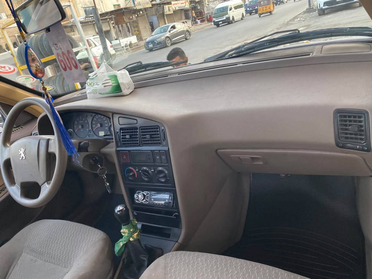 بيجو • ٢٠١٦ • ٩٠ الف