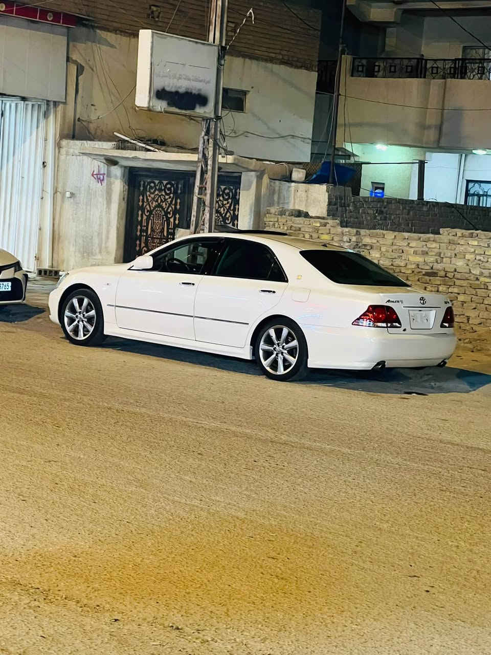 سلام عليكم شاهينه 2004 اصل كفاله عامه شاصي82 داخل بيجي جلد تلث دكم فول وحد عل وحد تخم تاير ويل دنكه رقم نجف ثاني يوم بسمك قرار جديد 102 سياره مل جناي *********** مكان السياره بابل
