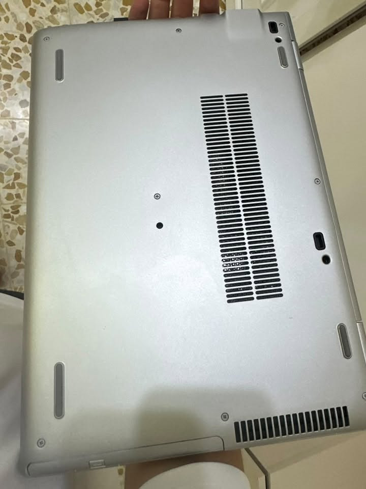 لابتوب ph
جيل ثامن 
معالج core i5
ذكرها ٢٥٦
رام ٨
حجم شاشه ١٥.٦
يدعم بصمه يد 
كبيورت ضوئي 
يدعم جميع منافذ 
يشغل جميع برنامج هندسيه ودراسه وايضاً ألعاب متوسط بشكل متاز
سعر ٣٨٠ بيه مجال 
***********
