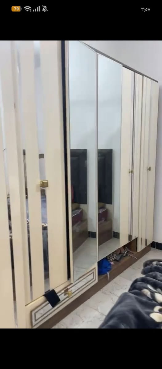 مساء الخير عندي غرفه نوم تركي للبيع سعره 600 الف الاستفسار الاتصال على هذا الرقم ***********
