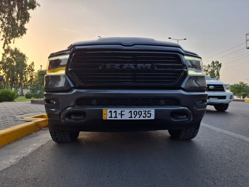 السلام عليكم حبايب

للبيع DOGE RAM 

فئة  LAREMIE 

موديل 22 دخول السيارة بسنة 2024

السيارة فولل للاخير 

مواصفات السيارة جكات بلادية

بنوراما شاشة تسلا كشنات كهرباء وجلد

وتبريد وتدفئة سكليتر كهرباء

4 انظمة قيادة حساسات امامية خلفية
حساس مطري توقف ذاتي

بلوجكتر ويا الستيرن و درج خلفي

دوس كهرباء  مري شفط

4ويل 4x4 حافظات داخلية 

دشبطول مطعم كاربون فايبر وخزن ميموري

12 سماعة 🔊 هارمن و الجامة الخلفية كهرباء

رادار امامي وخلفي مكينه 5700

باب خلفية قطعتين 

لايت LED وبك لايت LED وباب طويلة

شحن واير ليس وبعد بيها هواية مواصفات 

والسيارة فووول مواصفات 🔥

السيارة حادثهة بل داعمية وفاتحين جاملغات وبنيد  ومخليهن بل بدي السيارة بدون ايرباك جتي السيارة للعراق رجعن كل غراضهة صار عدنه صبغ بل جاملغ الايسر اثر شخوط والبنيد بي تصليحة صغيرة وصار صبغ حرف L 
وسيارة بدنه راديترات علة وضع الشركة

السيارة مابيها اي قطعة مبدلة فقط الدعامية

ماشية السيارة بامريكا 81 
وبل عراق مشت شي قليل صارت 82

السعر 370 وبيها مجال للشراي سيارة فوووول مواصفات فووول 
سيارة v vip 

السكن بغداد البياع 

رقم الهاتف :***********
رقم الهاتف:***********
