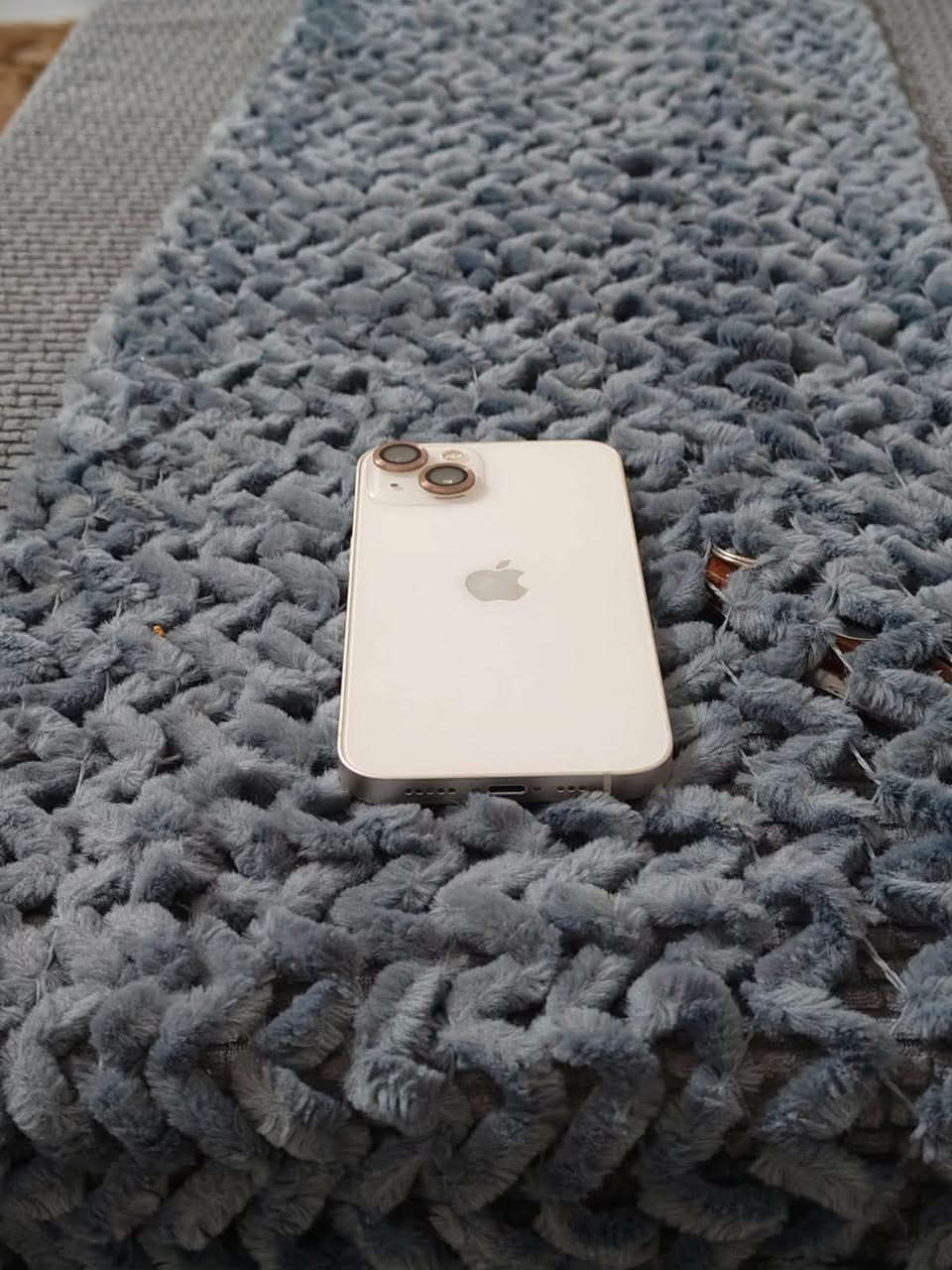 ‏iPhone 13
ذاكره 128 
بطاريه ٨٣ بلادي 
النظافه 100
جهاز بلادي مكفول وتر ممفتوح 
السعر 450 وبيه مجال 
مكاني بغداد 
***********

