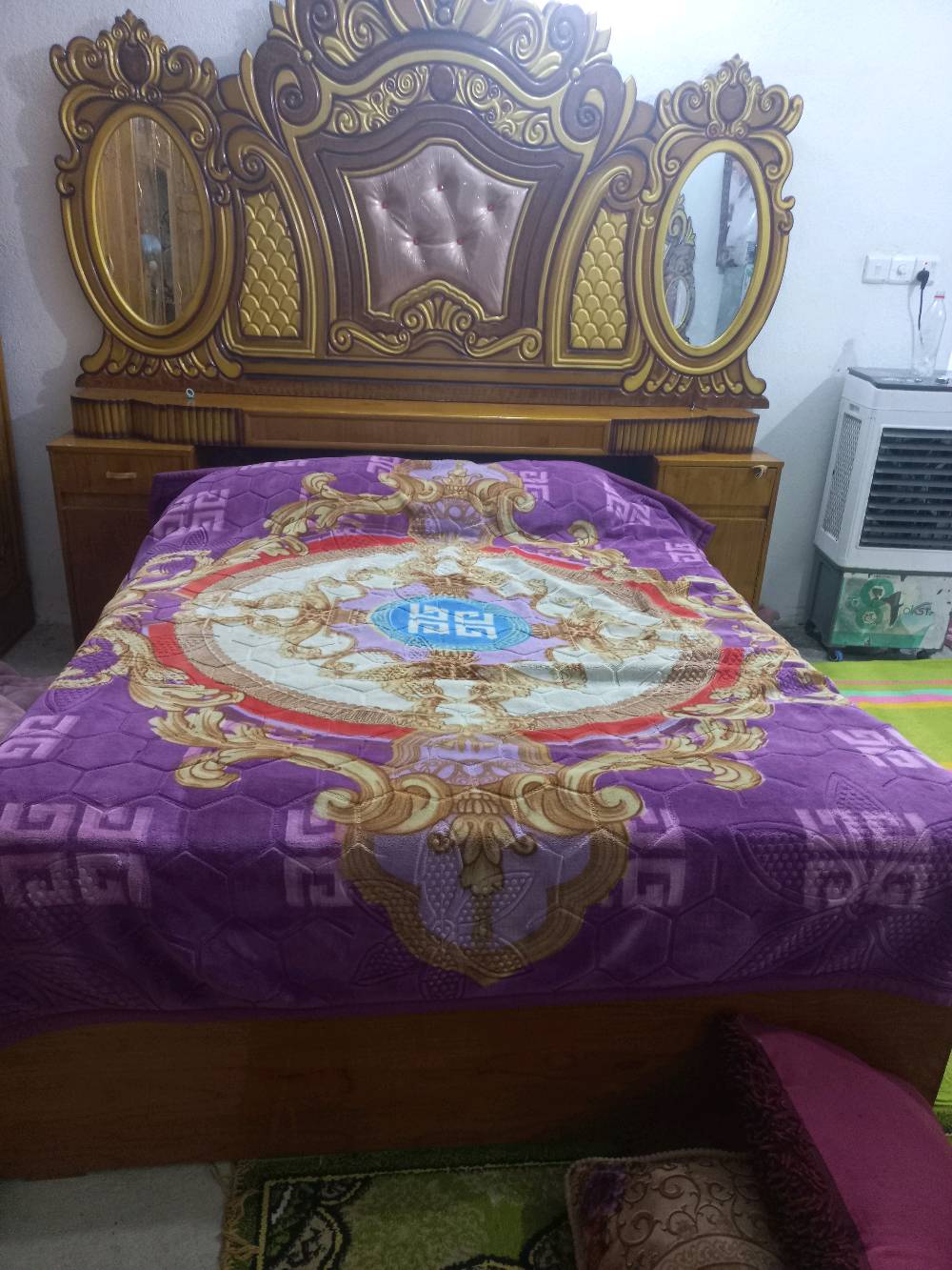 غرفه نوم عراقية • ٤ قطع • باب كنتور مكسور