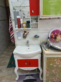 مغسلة • جديدة جدا • سنك