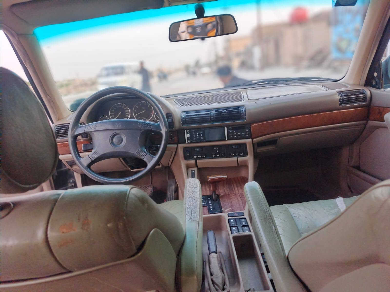 سلام عليكم بيىم؛ دبليو البيع٧٣٥ محرك سته سددندر كير محرك كفاله مرضومه تبريد جديده سياره دبل ارباك كشنات كهرباىي حداديه خير من الله تخم تاير ويل شعاء سياره جاهزه بسمي ***********  تصال ع هاذ رقم
