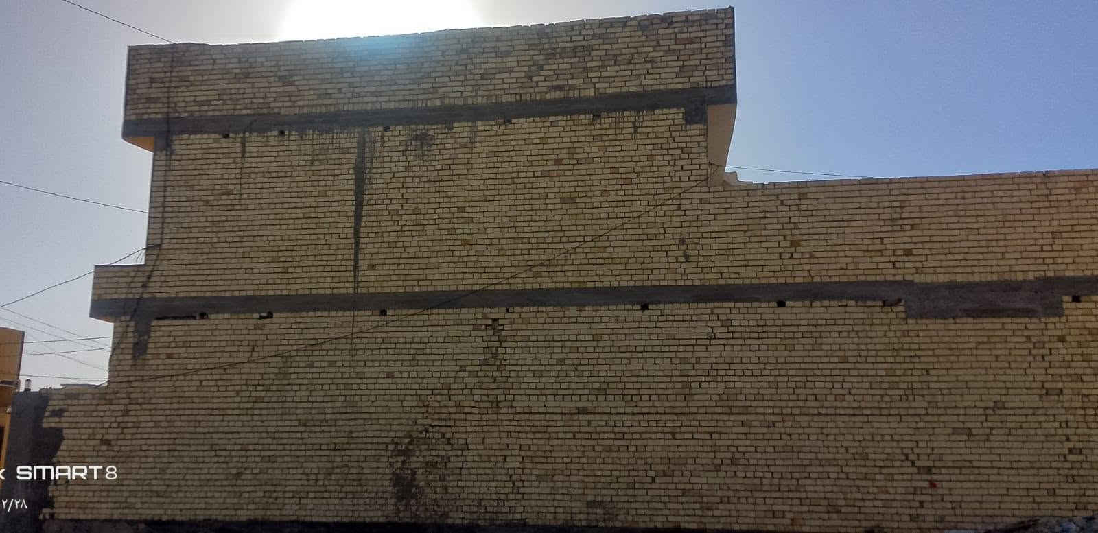سلام عليكم
دار للبيع التفاصيل داخل الصور
***********

نص مكتوب في الصور:
- بيت للبيع طابو صرف بإسمي 100 متر طابق ونص طابوق جمهوري صب مسلح يحتوي على غرفتين واستقبال وصاله ومطبخ وصحيات 2 منطقة حلوة وامان وخدمات متوفره ماء وكهرباء ومولد ومدارس ومحلات وانترنت ضوئي المنطقه نقصهه فقط تبليط وعن قريب تتبلط ، الامن الداخلي الجمعية الثانية قطاع 28 قريب شارع الضغط السعر 100 وبي مجال بسيط
- Infinix SMART 8
- ١٤:٢٠ ٢٠٢٤/١٢/٢٨
- ١٥:٤٨ ٢٠٢٤/١٢/٢٥
- ١٦:٠٦ ٢٠٢٤/١٢/٢٥
- ١٥:٥٠ ٢٠٢٤/١٢/٢٥
- ١٦:٠٧ ٢٠٢٤/١٢/٢٥
- SMART 8
- ٢٠٢٤/٢