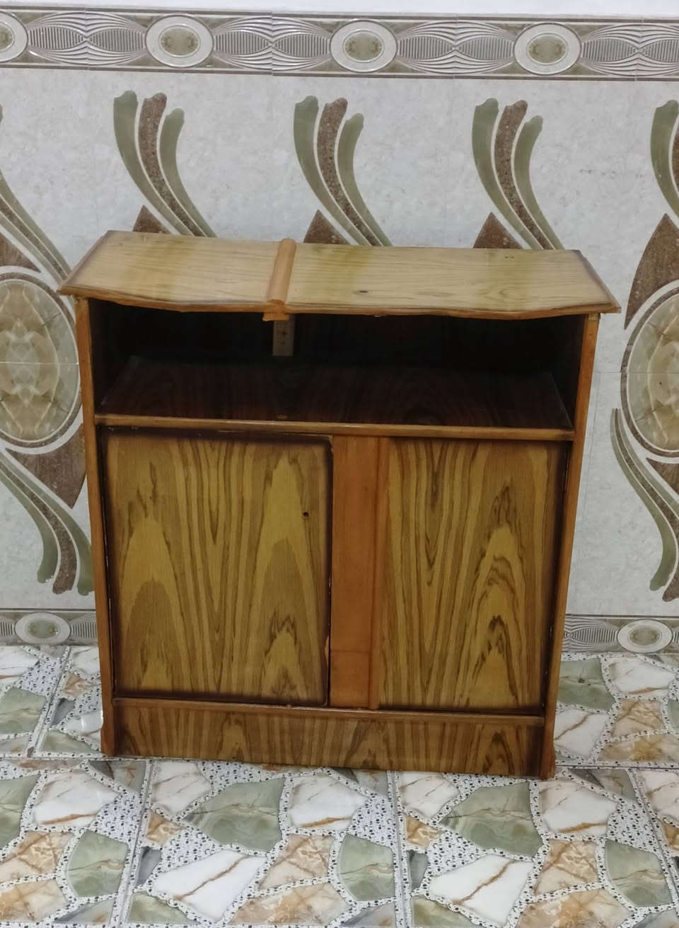 غرفه صاج عراقي ام 6 باب نضيفه السعر 350 بيه مجال 
المكان النجف ‏‪***********‬‏
