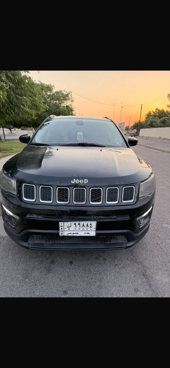 السلام عليكم جيب كومباس موديل ٢٠١٩وارد امريكي حادثه بس البنيد وماوك وياهه الجاملغات الماميه بدون اي داخل سياره فول خير من الله السياره حداديه صدر تبريد كلا جاهز مكاني بغداد حي الجهاد *********** السعر ٩٥ وبيه مجال بسيط
