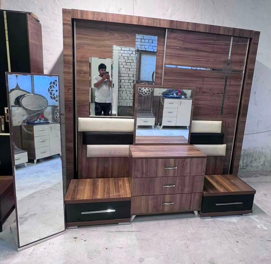 غرفه تركيه مستخدم
عدد القطع6

نضافه 75

السعر 350

نضام سلايت

نقل وشد داخل بغداد مجاني 

للاستفسار ***********
