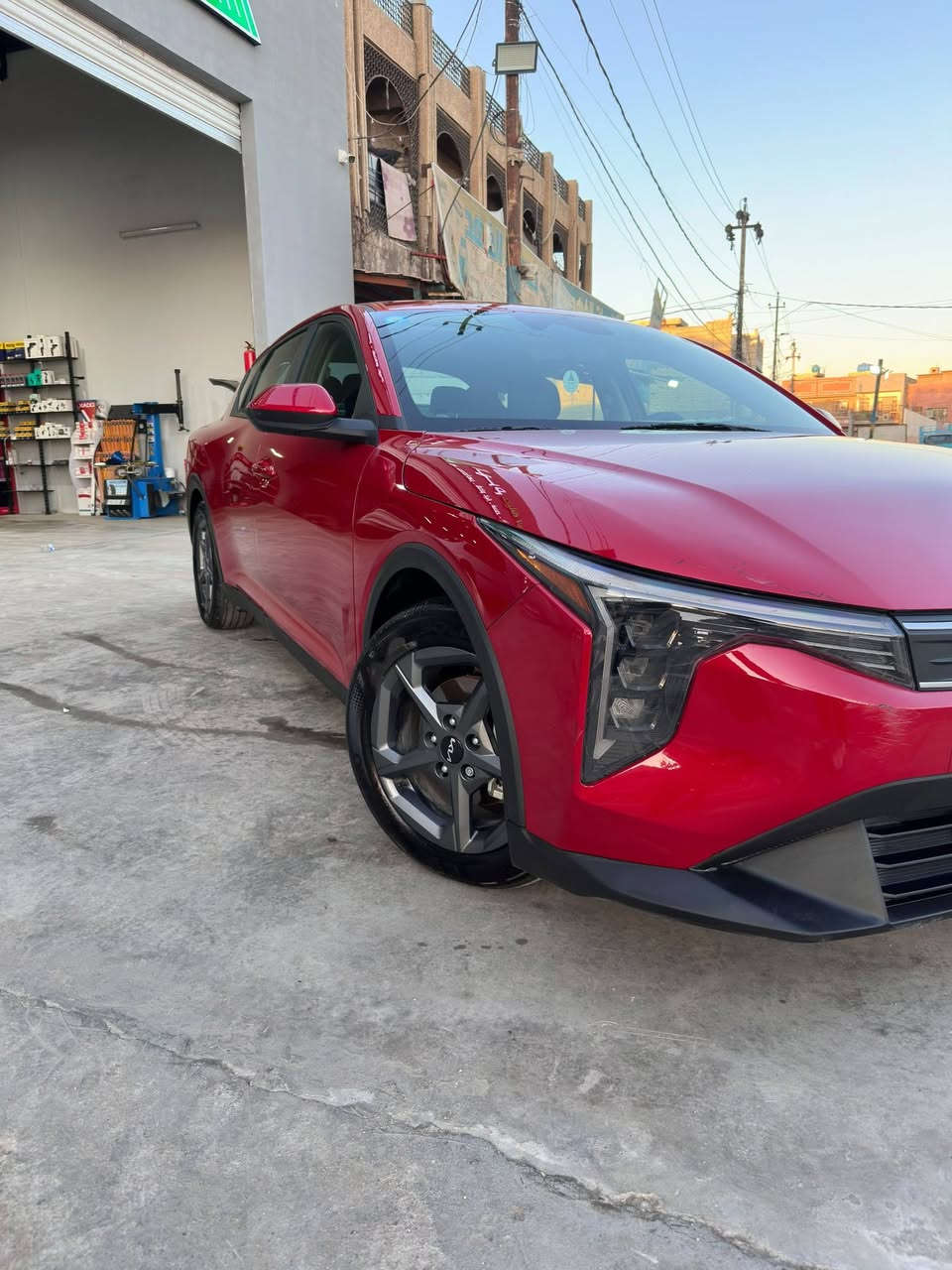 2025  بغداد بسمي مكاني بدورة للبيع فقط ١٦٥ وبيها مجال بسيط للشراي
***********
