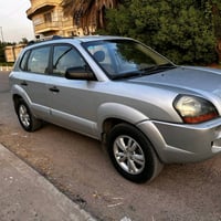 ، للبيع  توسان ٢٠١٠ خليجي شركة العامة فور ويل 4 سلندر مكينة 2000   نظي...