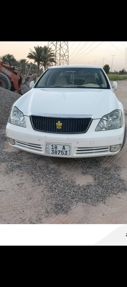 للبيع شاهينه موديل ٢٠٠٤ رقم بابل بسمي كفاله عامه فول مواصفات عدا الفتحه شاصي ٨٢ مكاني بابل محاويل ***********
