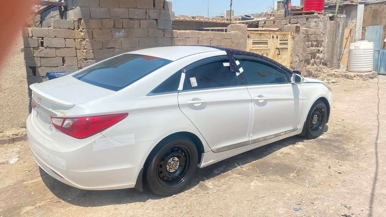 سوناتا ١١ خليجي مكفول محرك دوش 2400 خير من الله سياره محرك كير كفاله سعر ١١٥ واتساب ***********
