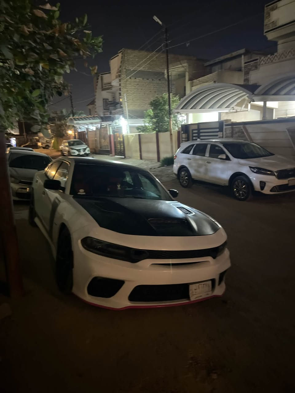 اخوان السيارة للبيع فقط سعر مناسب جدا بلنسبة ل نضافتها جارجر ٢٠١٥ ارتي ٥٧٠٠ نضيفه كلش مكينته جديده 
حادثها مثل ما موضح بلصور نص ربع البنيد شبه كلين وبيه بوارد بسيطه اني بيدي سويتهن ممبينات  غير هيج السياره كفالة من الصبغ فقط البنيد محدث مال هيلكات وي الدعامية وصور الحادث موجوده بلمنشور كدامك 
مواصفات تقريبا فول مواصفات ما عدا الفتحه 
يعني حساسات مري 
كشنات خزن
تدفئة تبريد بلكشنات الاماميه + الخلفية 
عليها برمجة حلوه. Pop corn 

السياره ناصبه وحلوه كلش + الحلال حلالي والفلوس فلوسك اذا معجبك سعرها علق ب يا الله واعبر المنشور والله يرزقك اغاتها انشالله 
السعر ١٦٨ وبيه مجال للشراي 
مكاني الحلة 
واتساب *********** 
ماسنجر هم موجود

نص مكتوب في الصور:
- 000-17032219 - 03/16/2016 INSURANCE AUTO AUCTIONS, INC. - IAAI.COM 000-17032219 - 03/16
- 060-17022216 - 02/10/2015 COPART INC COPART.COM COPART INC 060-17022216 COPART AUCTIONS COPART AUTO AUCTIONS, INC.