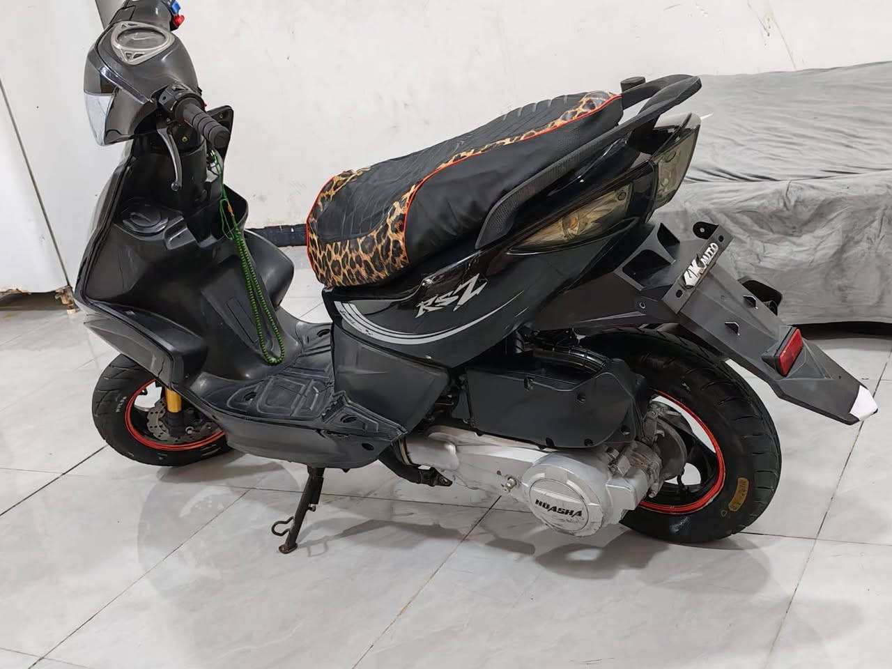 يَآ آلُلُہ سلُآم علُيَگم ۆرحٍمةّ آلُ لُہ ♥  
للبيع دراجه 🛵 ماكس مضلع حديث الدراجه كامله مكمله مكينه ما مفتوحه الكفرات بلاديات 

تخم تاير جديد صدر امامي رياضي  نوعيت JMLJ اصلي  

وياله رياضي  صالنصه  سبايدر كاربون فايبر اصلي 

طسته حلوه دبلات كهربائية كله شغله شاير لايت عالي ناصي

 سكن شاير يمنه يسره  شلعه معدل خير من الله  

اوراق منفيس موجود والدراجه كله مكفوله   

العنوان بغداد الأعلام هاذ رقمي بي وتساب رأسلني وتدلل

 ***********   السعر بلاشش ب 400 سبب البيع صار

 عندي ظرف واريد ابيعه وبل عافيه عله ياخذه تحياتي للجميع 🌹♥
