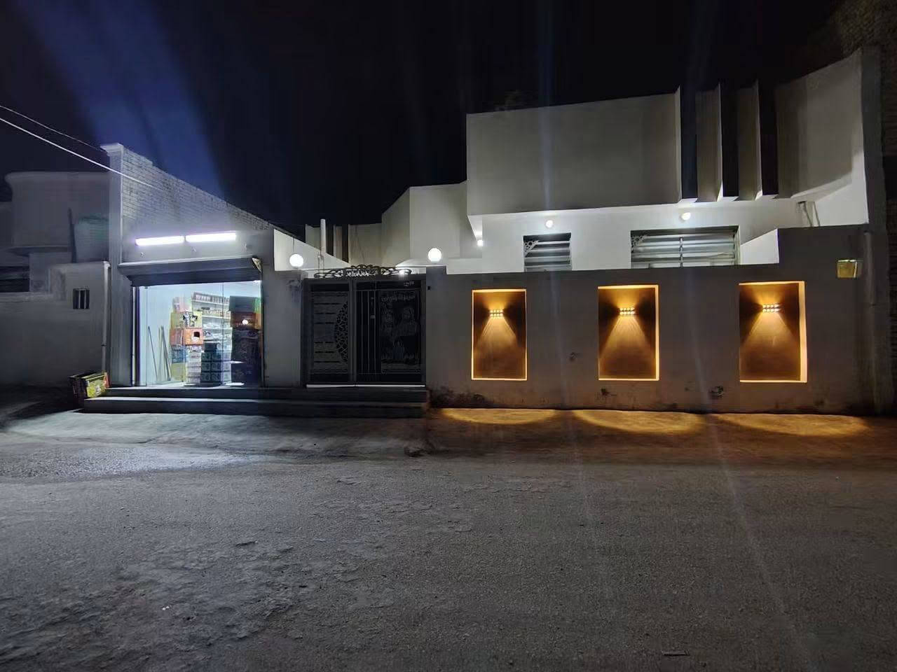 النجف الأشرف • ٢٤٠م • محل