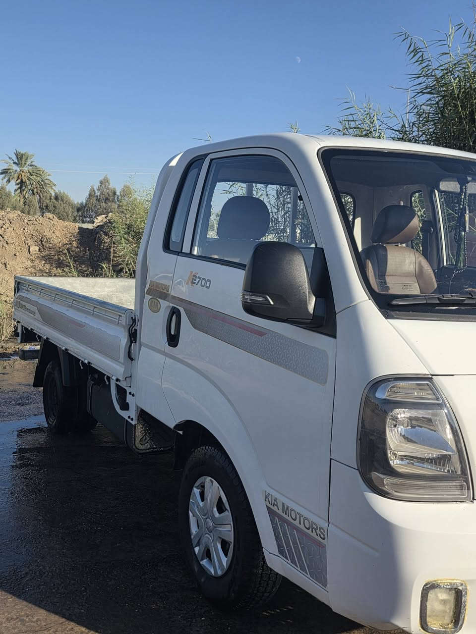 سلام عليكم
كيل حمل ٢٧٠٠  رقم بغداد 
مديل ٢٠٢٢
 ماشيه  ١٥٠
مبدل بيه بنيد والغد 
وسعر 115 $ وبيه مجال شي بسيط 
رقم الهاتف  ***********
