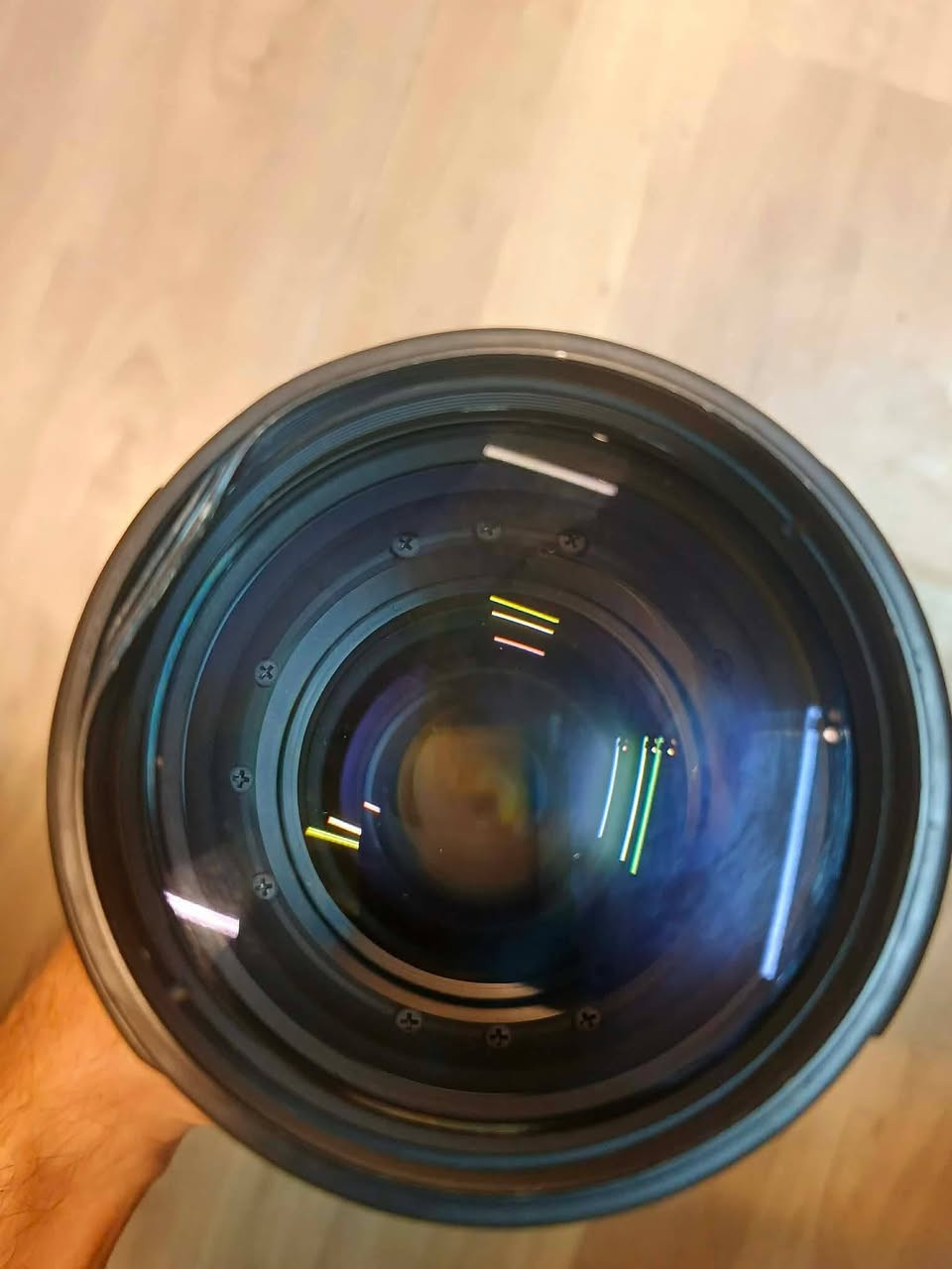 عدسه 70-200 نانو كرستال اصدار ثاني
العدسه صورتها تخبل ما شاء الله
فقط الأطار موضح بصورة اشتريتها هيج وبعد مابيها شي 

السعر خاص او واتساب ***********
