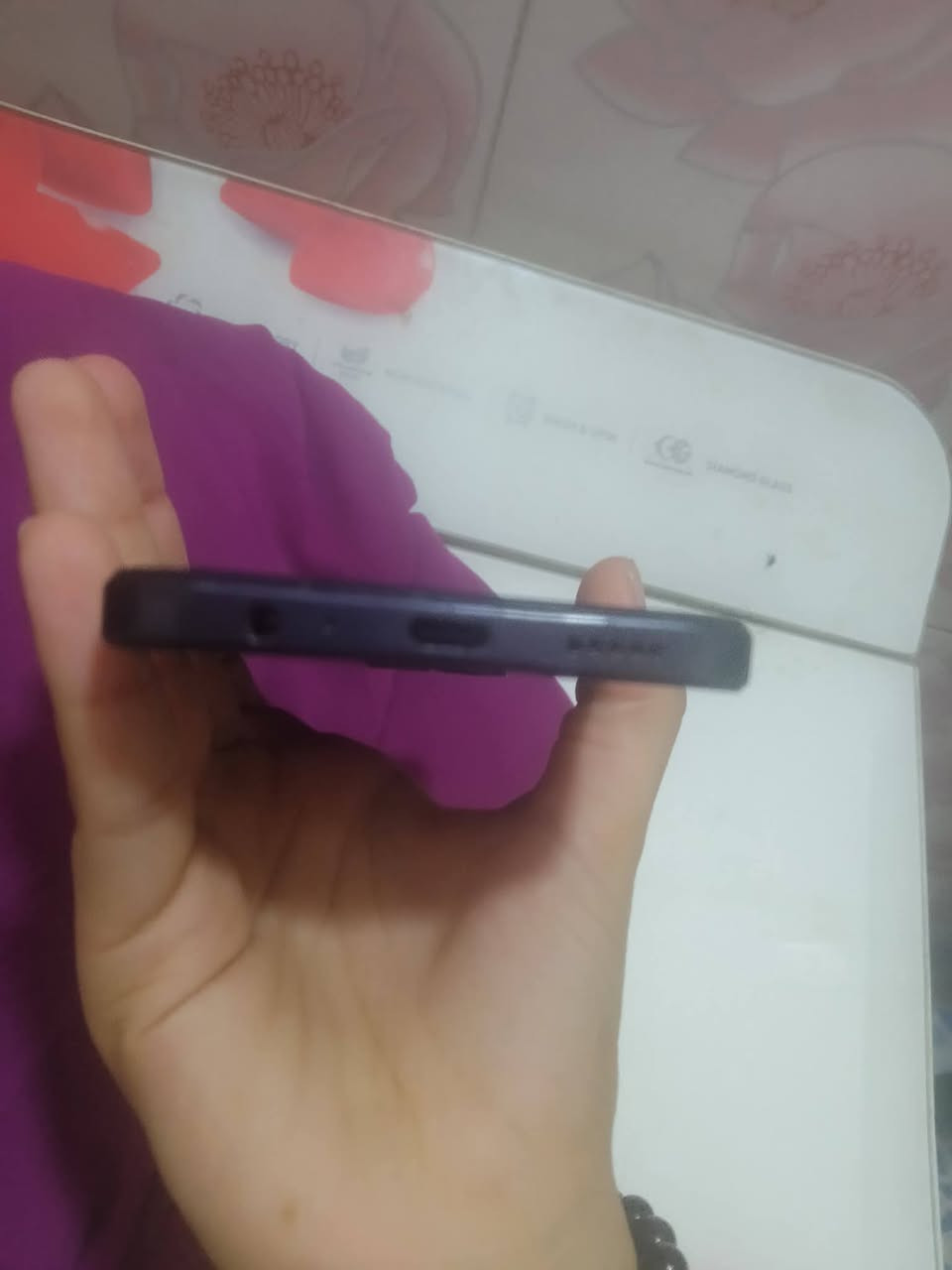 للبيع  جهاز HONOR X6 ذاكره 128 عشوائيه ١٦ جهاز جديد شخط مابي بغداد فقط يرادله  تبديل شاشه سعره٧٠ وبي مجال مكاني بغداد حي العامل ماعدي توصيل
