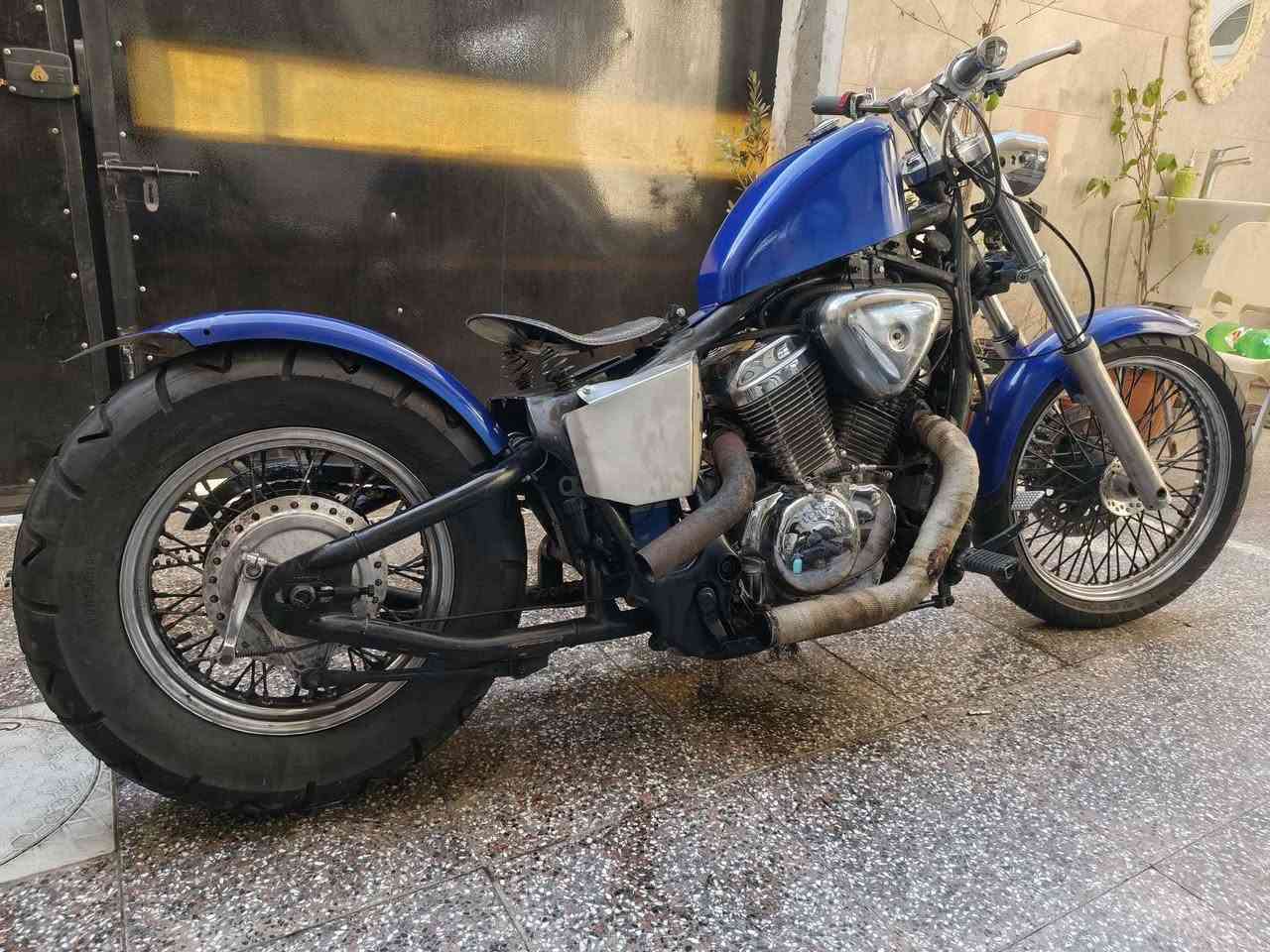 سلام عليكم هارلي ببر 400cc دراجة نضيفة عليهة ادامة كاملة مكينة وكير وكلشي مكفول لايت زنون ويالة نيكل دراجة تعبان عليهة ومرتبهة علة ايدي للبيع مكانهة الشعب السعر ١٫٥٠٠٫٠٠ الف وبيهة مجال رقمي *********** فقط بيع بغداد, العراق
