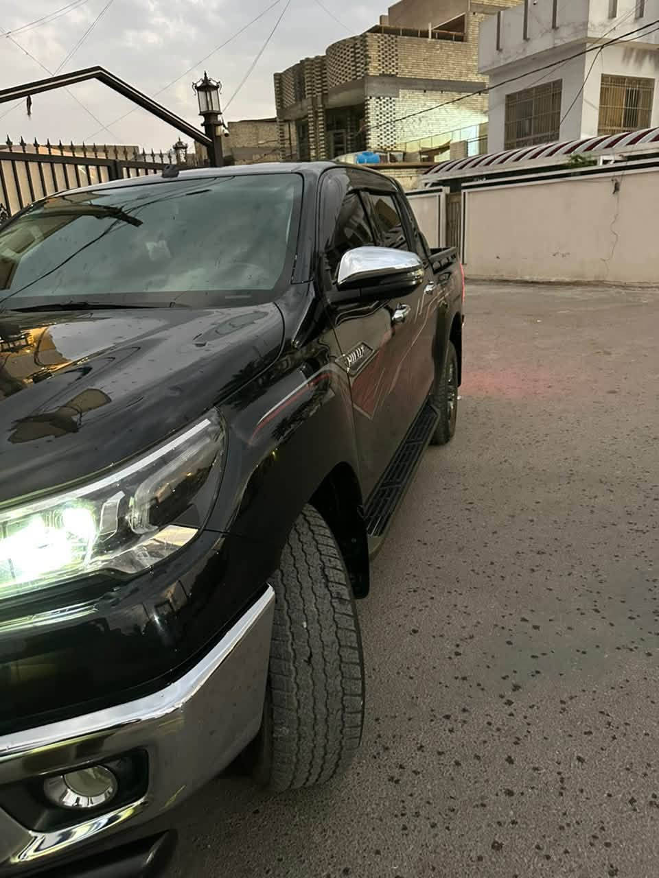 هايلوكس • فور ويل • ٢٠٢٣