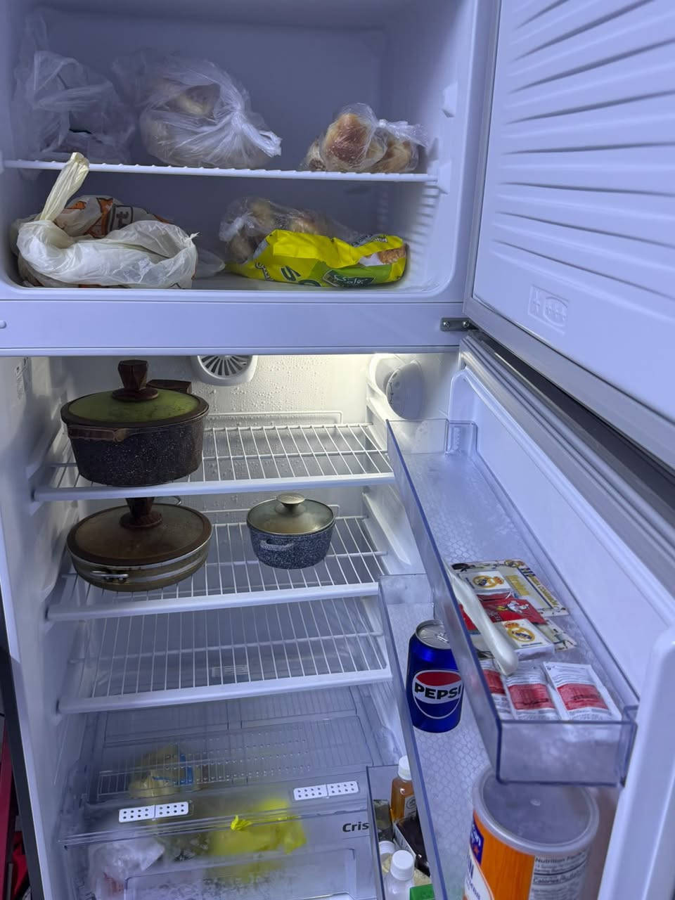 ثلاجة نظيفة جدا ماركة Beko الاصلية للبيع مستعملة استعمال قليل 
سرير نفر للبيع
بغداد الصليخ 
للاستفسار ***********
