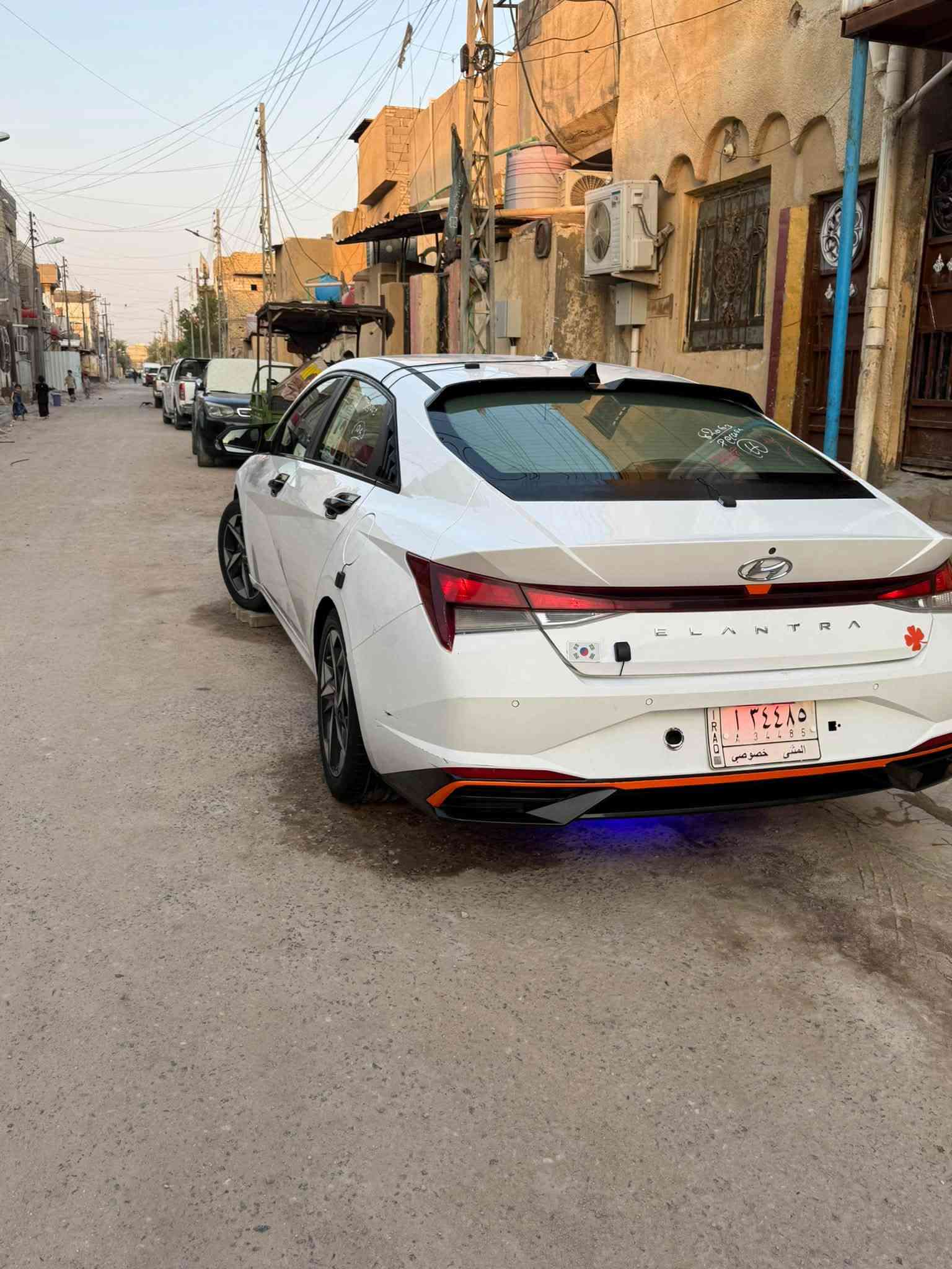 السلام عليكم النترا البيع وارد مريكي المديل 2021 السيارة حادثه بنيد ومدكر بدون دواخل رقم مثنى معوقين باقي ربع تشهر وصير حره تصدر وكاله محرك ٢٠٠دوس كير ومحرك حداده تبريد تخم تاير كله كفاله مكان السياره البصرة حي الحسين سحر خاص واتساب واتصال رقم الهاتف ***********
