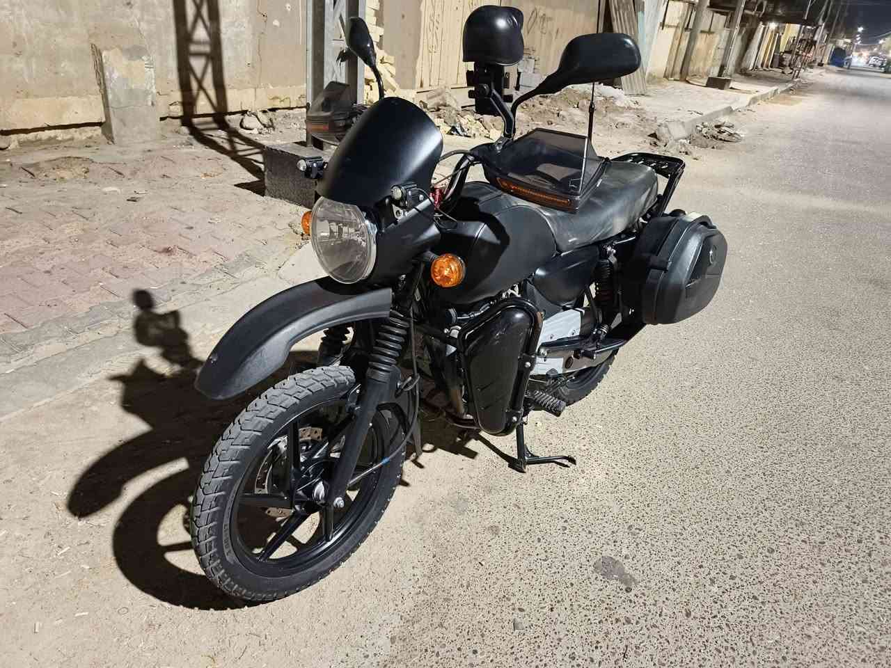 بوكسر ٢٣
مكفوله من كلشي وجاهزه ع وضع الشركه ومرقم وسنويه تحويل ثاني يوم 
السعر ٢٫٤٥٠٫٠٠٠
*********** خاص ممتوفر
