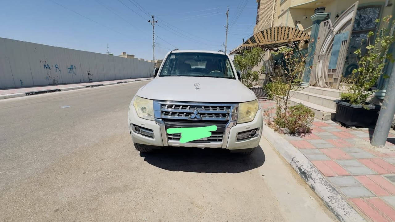 حبتور موديل ٢٠١٤ مكفوله من الصبغ محرك وكير وحداديه ١/١ رقم بابل مواصفاته معروفه (دمام. مري شفط. الخ) سعرها ١٤٠ وبيه مجال بسيط العنوان كربلاء ***********
