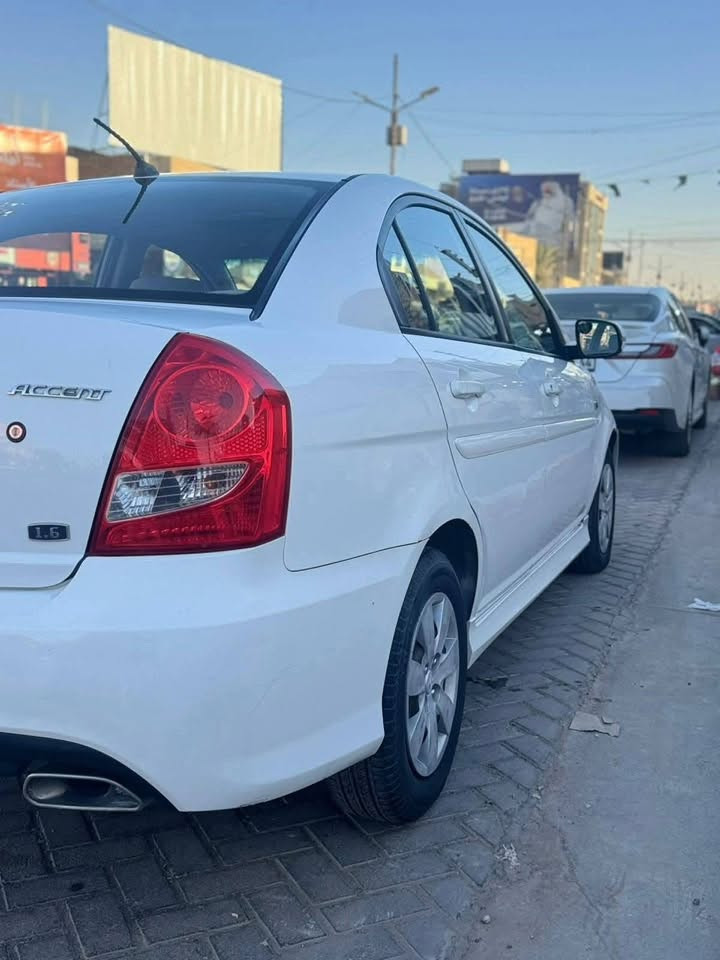 اكسنت ٢٠١١ • مكينة ١٦٠٠ • ماشيه ١٨٠ الف