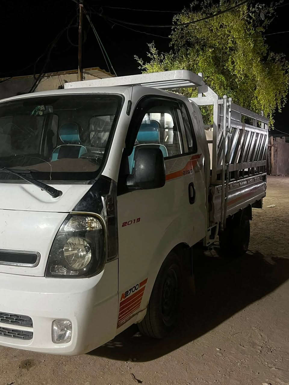 كيا حمل نثية
موديل 16 سيارة جاهزة من كل شي 

سعر 110 

ملاحظة المحجر مو وي سيارة 

مكاني نجف 

سيارة باسمي 

سونار سيارة موجود بصور 

***********
