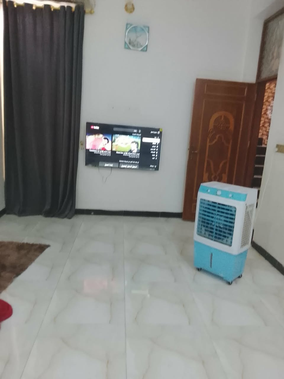 على بركة الله .....
بيت للبيع مساحة 100متر مربع 👍
البيت ركن يقع على شارعين مقابيل البيت ساحة فارغه🌲
واجهية 10متر ونزال 10متر
البيت طابقين كونكريت مسلح كامل على اخر حبه يحتوي الطابق الارضي 
صحيات داخليه و خارجيه واستقبال وغرفه ومطبخ 
الطابق الثاني غرفتين وصاله ومجمع صحي البيت جاهز للسكن عنوانه البيت حي اور الثانيه
للتواصل الاتصال ***********
علما يباع ...البيت على المبادرة في حال كانت معاملة المبادرة كامله... 
ويباع بالنقد,
