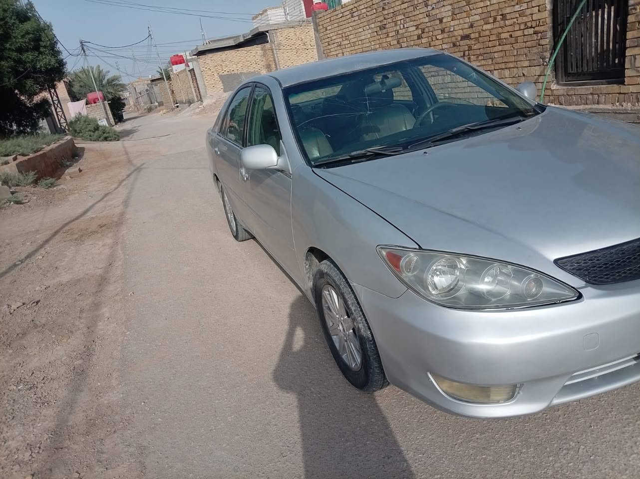 كامري امريكي للبيع موديل ٢٠٠٥جاهزه مكينه كير حدادايه موجود بلنجف السعر 33بيه مجال ***********
