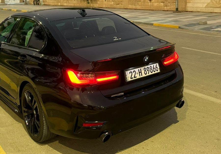 بي ام دبليو 330i موديل 2022

سيارة فول مواصفات، بحالة ممتازة ومواصفات مميزة.

 تفاصيل السيارة:
• الموديل: 2022
• الممشى: 94,000 كم
• الفئة: 330i
• المواصفات: فول مواصفات

 المواصفات والتجهيزات:
. دعاميات m
• فتحة سقف
• كشنات ميموري
• تدفئة الكشنات
• تدفئة الستيرن
• هيد أب دسبلي (Head-Up Display)
• Apple CarPlay
• كامرة خلفية
• رادارات أمامية
• رادارات خلفية
• قطعتين تبريد

 الحالة:
• سنوية جديدة
• الكير والمحرك مكفولين
• ربع البنيد مصبوغ فقط
• ضرر السيارة موضح بالصور
• رقم صاحب سيارة ***********
