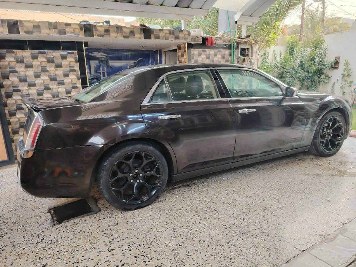 اوباما ٢٠١٢
هيمي ٥٧٠٠
بيها بس جامرلغ وبنيد
نضيفه كلش 
سعرها ١٤٥
عيلها غرامه ١٠ ورقات تنزل من السعر 
***********
