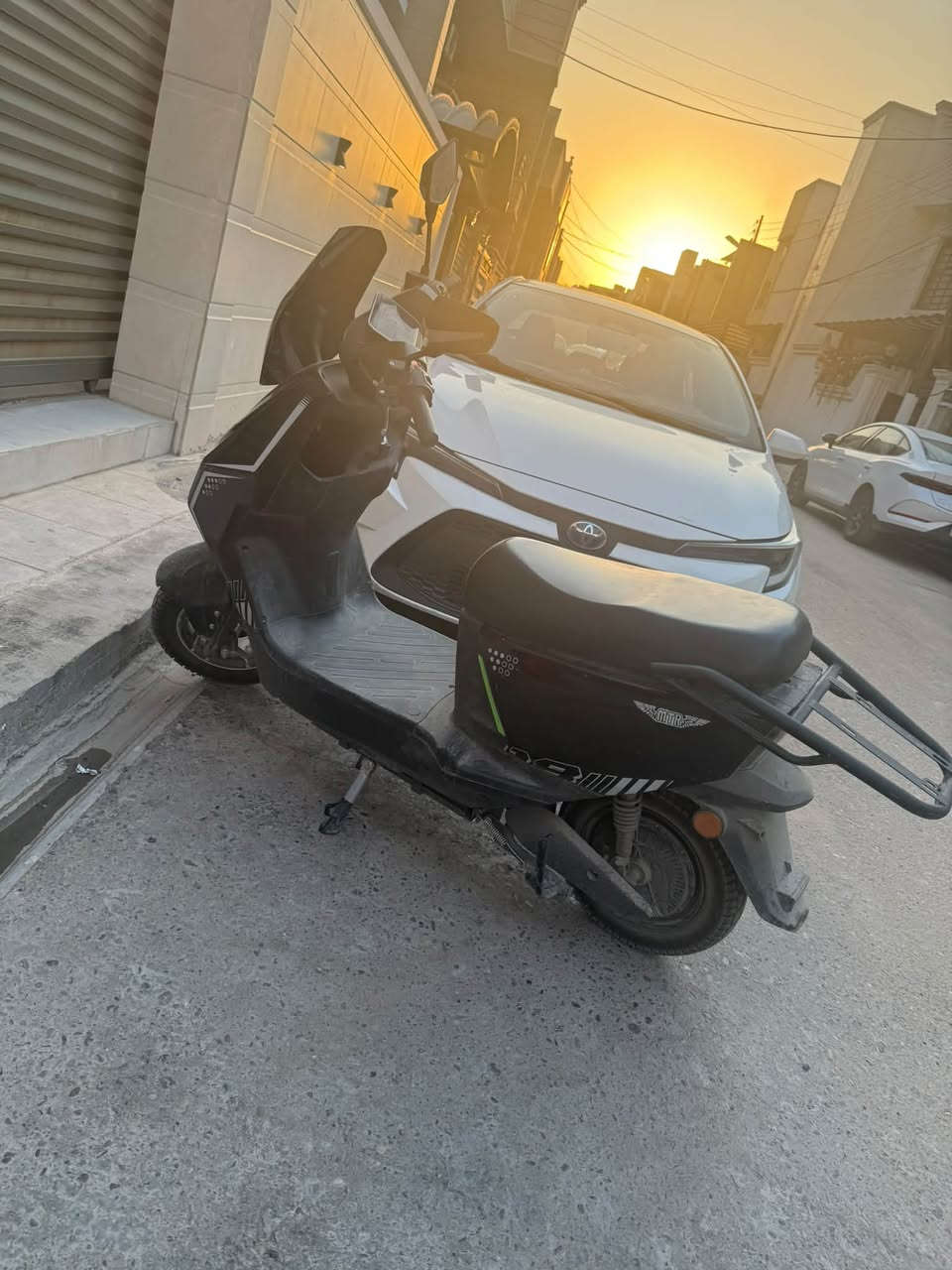 دراجة شحن للبيع السعر (1150) 100 k حقيقي

دراجة فول ما فد مرة طفت شحن عندي اروح واجي للمدينة ما تطفى 

بيها بس الجمالغ رادلة تبديل 
وليدة مال ابريك بس
 مستخدمة 6 اشهر لو 4

مكاني بغداد  - اليرموك
تواصل ***********
