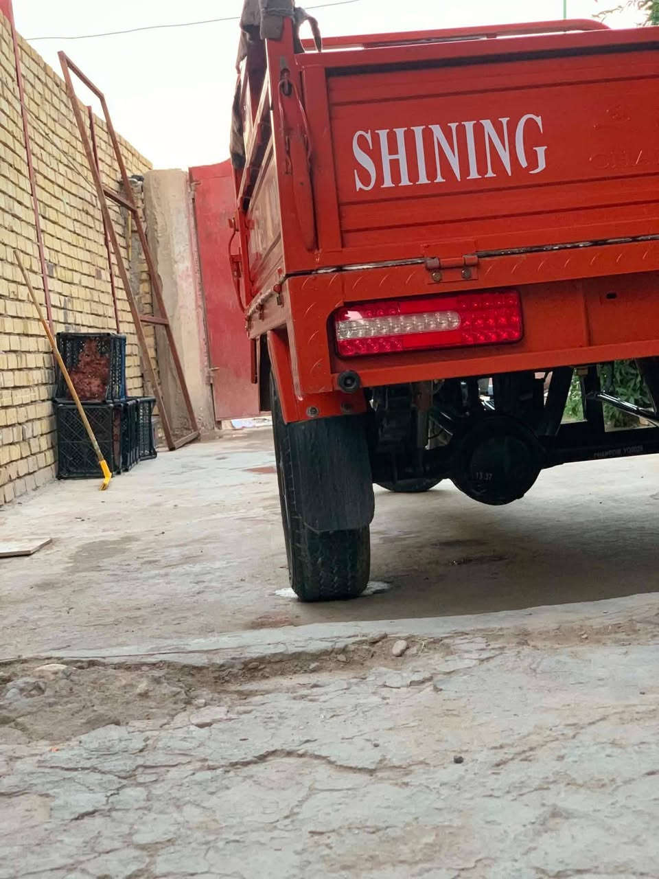 ستوته مديل 23/طالعه بل25/زتوته جديده مكفوله من كلشي   اوراق اصولي بلال سعر 3100/مستعجل عله بيعته ***********
