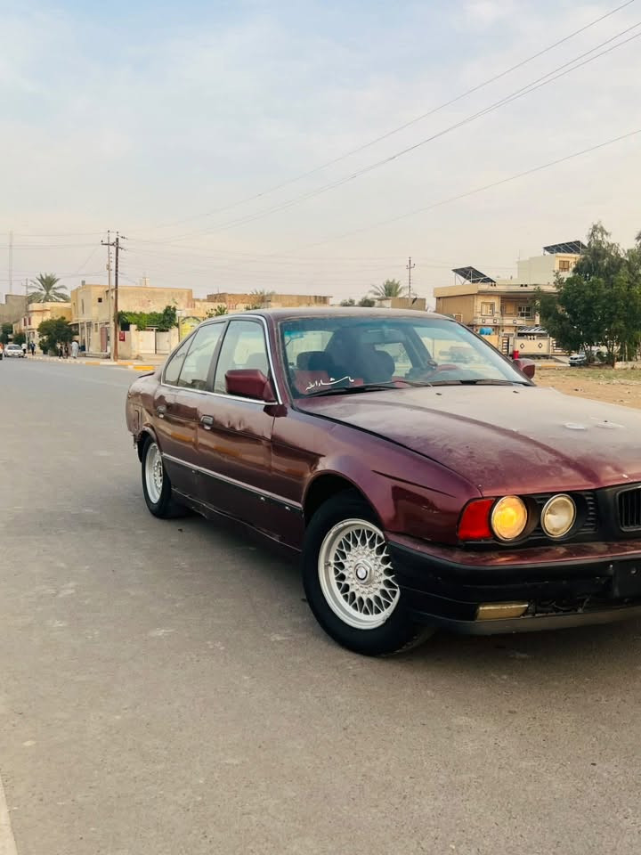 بي ام ٥٢٠ • ١٩٩٣ • ديالى