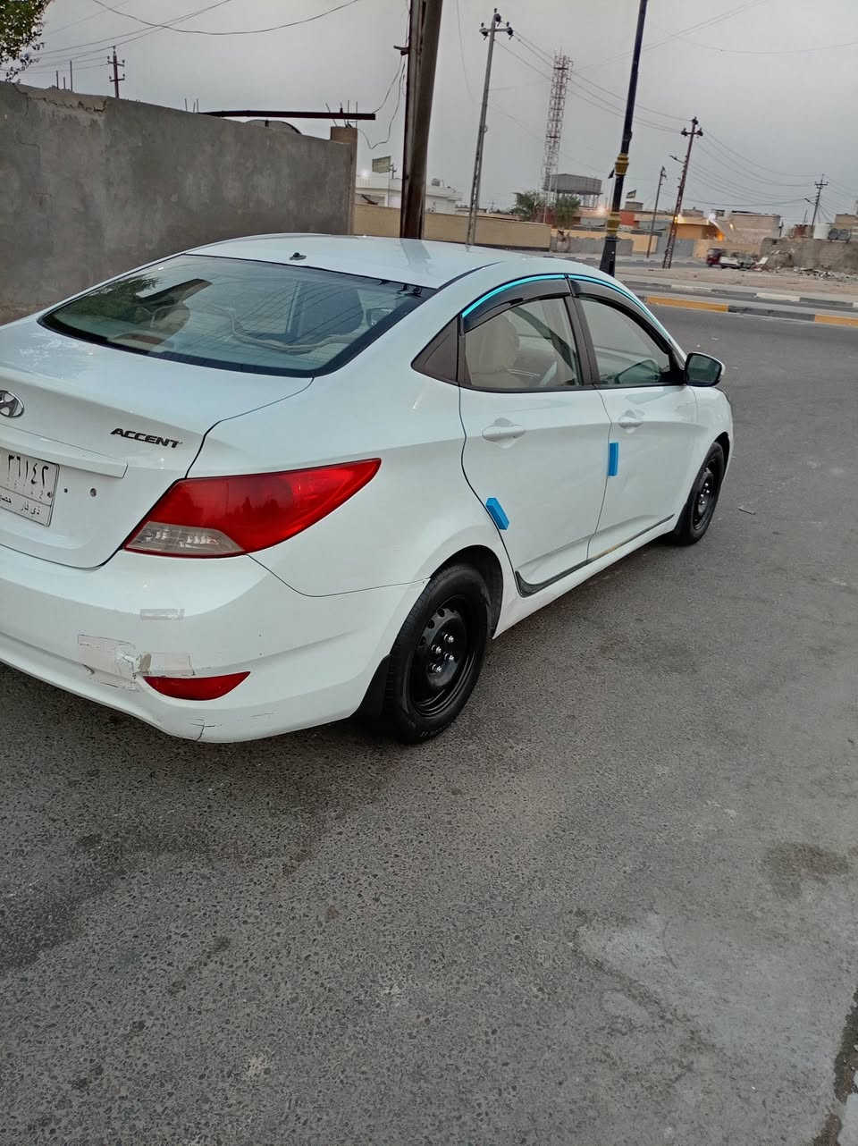 اكسنت مديل 2013 خليجيه السياره جاهزه مكينه كير كفاله 1600 دوش تبريد حداديه تخم تايره جاهزه السعر 82 مكان سياره بصره سنويه 28 رقم الهاتف ***********
