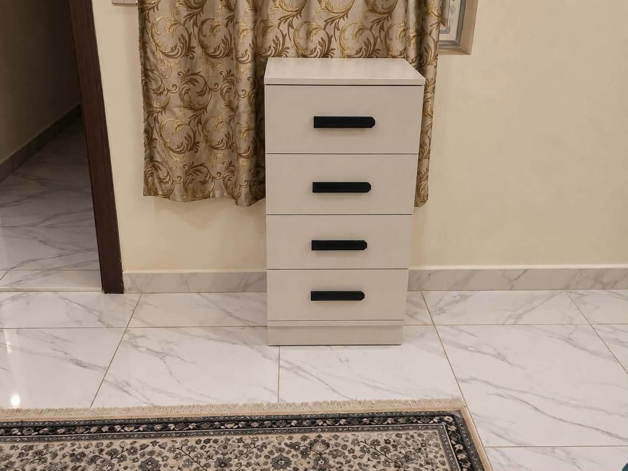 غرفه تركيه 9 قطع فول نضافه للاستفسار ع رقم ***********
