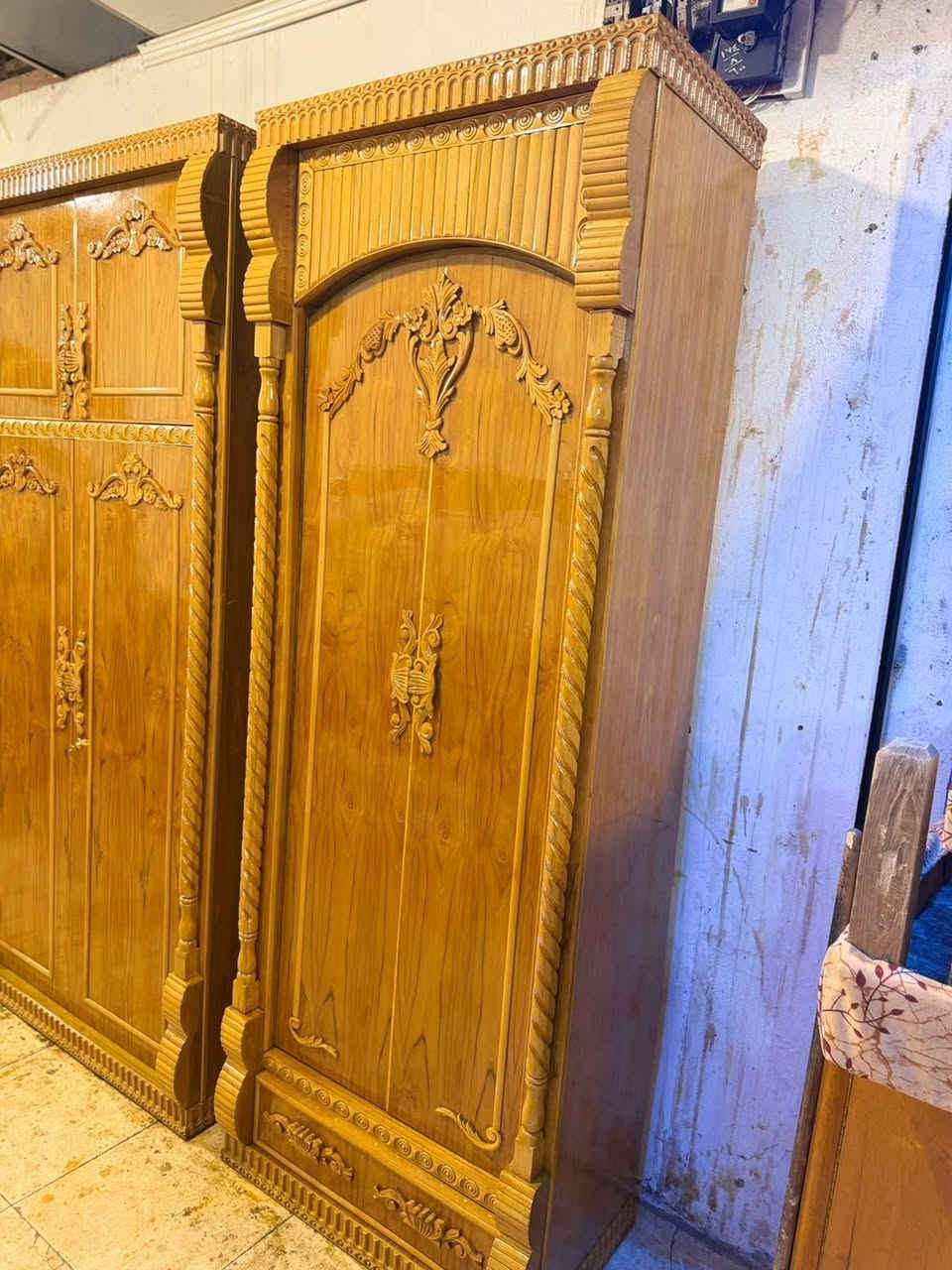 السلام عليكم
عرض خاص ومغري للعرسان 
توفر لدينا من جديد غرفه صاج 5 أبواب ملحق   5ملم فول نظافه 💯💯 نقش زان 💥 فصال حديت  
للاستفسار وتساب *********** مباشر ***********🌹 
ومستعدون لشراء الغرف النوم المستعمله و الكناتير 🌷
