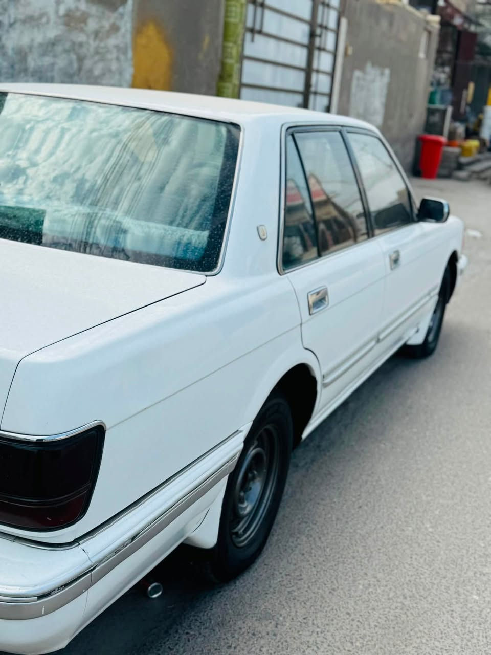 سوبر سيدان • ١٩٩٠ • رقم بغداد