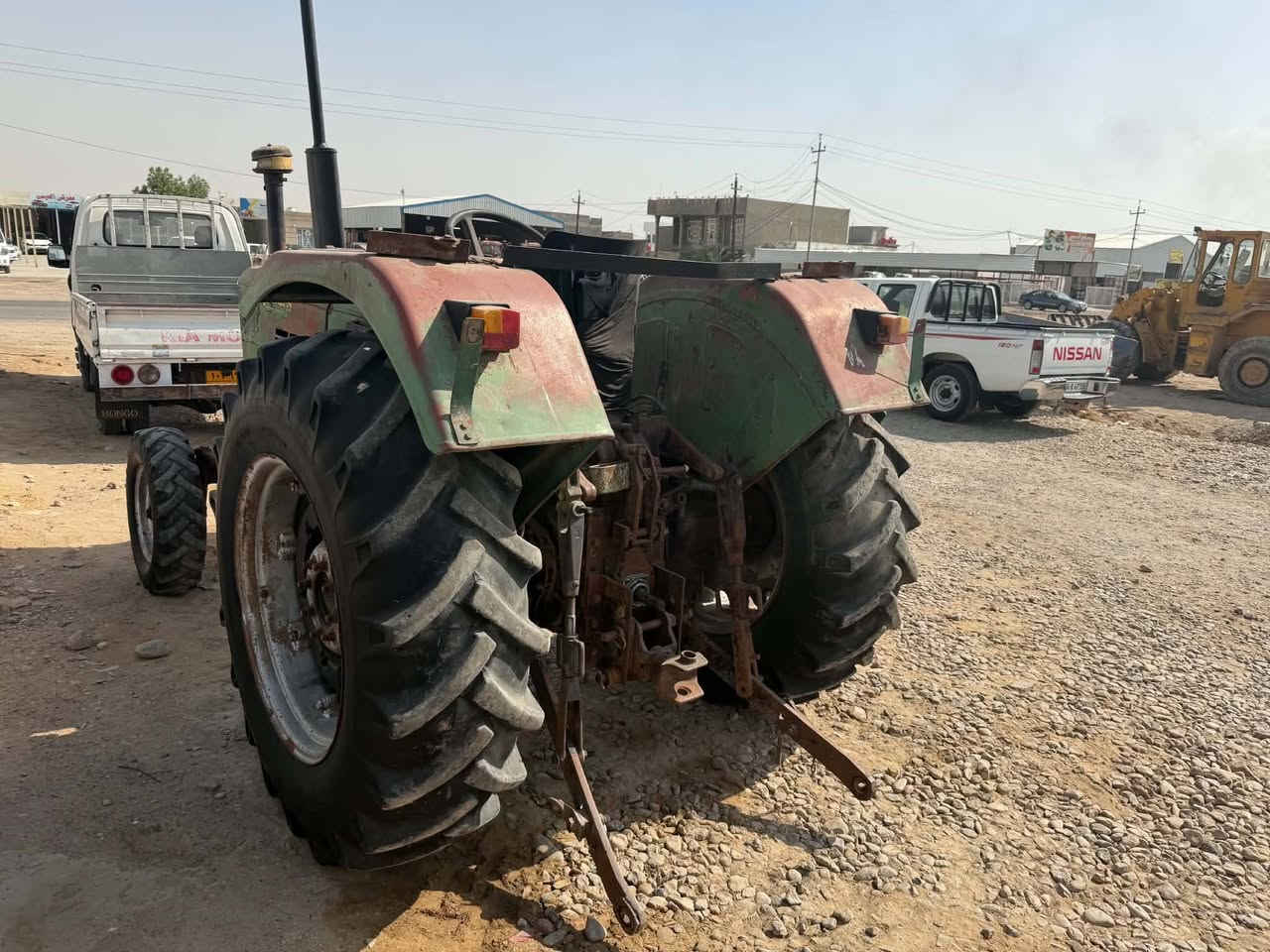 سيرت 2001 بدون 
مكينه جديده كير مامفتوح 
باور جديد كهربائيات جاهزه 
تخم تاير 
واسط الزبيديه اتصال ***********
