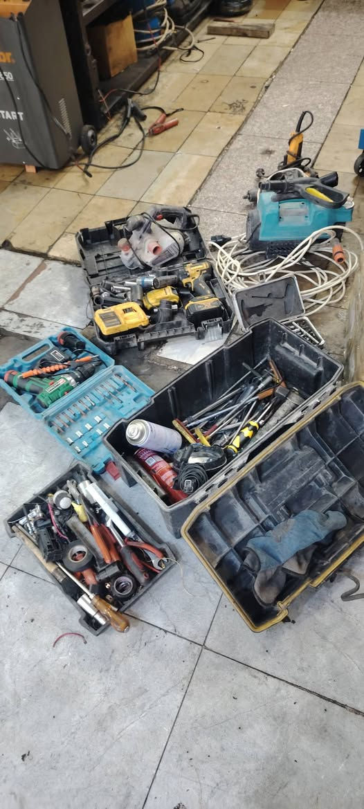 عدة كاملة • دريل كهربائي • مسدس صبغ