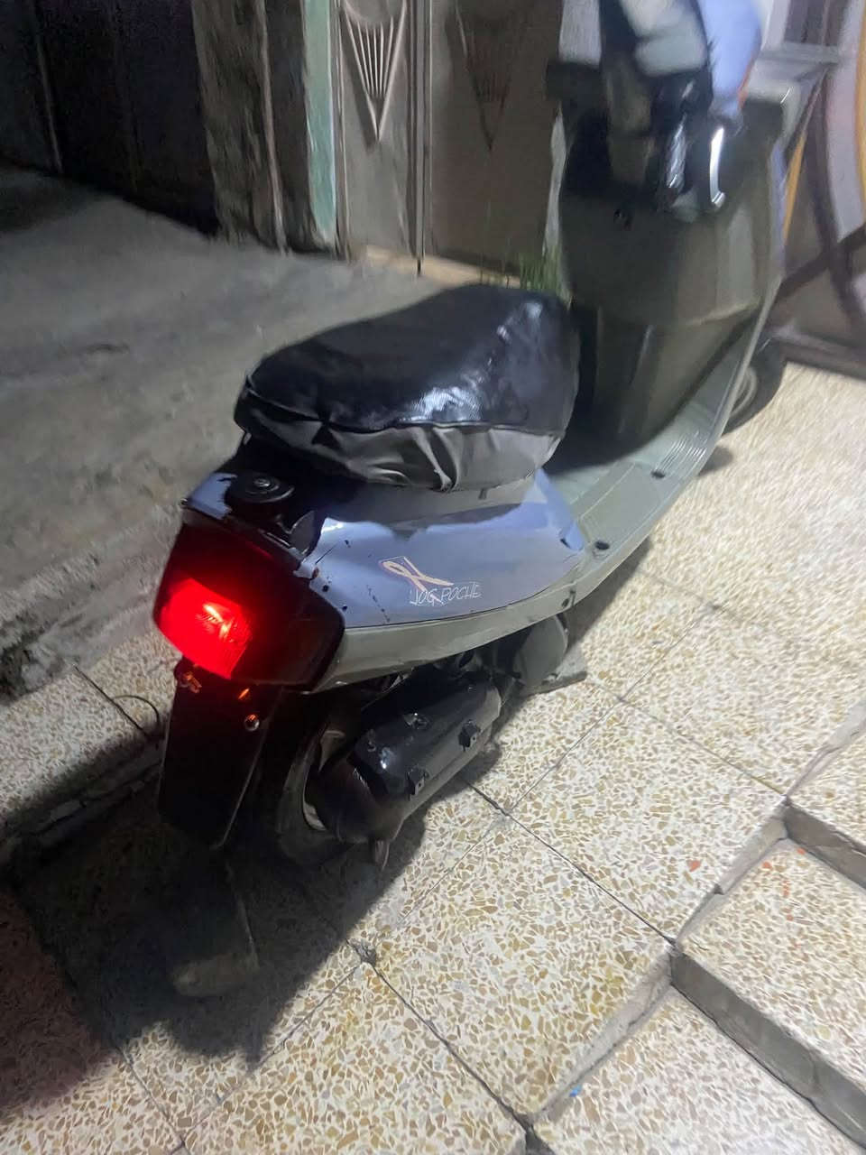 سلام عليكم مأطور للبيع شاصي ما مكسور محرك ما مفتوح الماطور شرط شغال كله السعر ١٧٥ وبي مجال المكان موصل جانب الأيمن منطقة الإصلاح الزراعي الاتصال خاص أو على الرقم ***********
